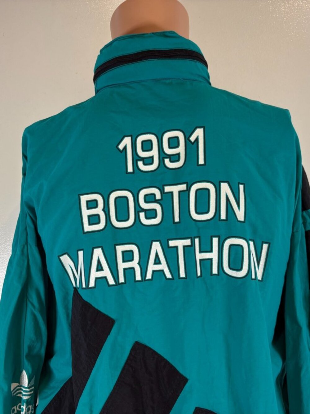 Vintage Adidas Boston Marathon Windbreaker Jacket Mens M Hooded Running 90s 1991